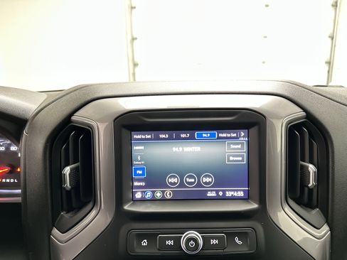 Used 2021 Chevrolet Silverado 1500 Custom image 26