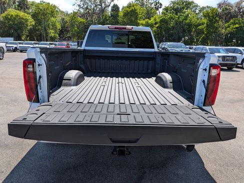 New 2026 GMC Sierra 3500 Denali w/ Denali Reserve Package AWD/4WD image 18