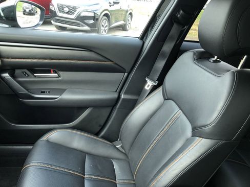 Used 2025 MAZDA CX-50 AWD 2.5 S w/ Premium Plus Pkg image 23