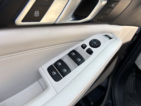 Used 2020 BMW X5 sDrive40i w/ Premium Package RWD image 15