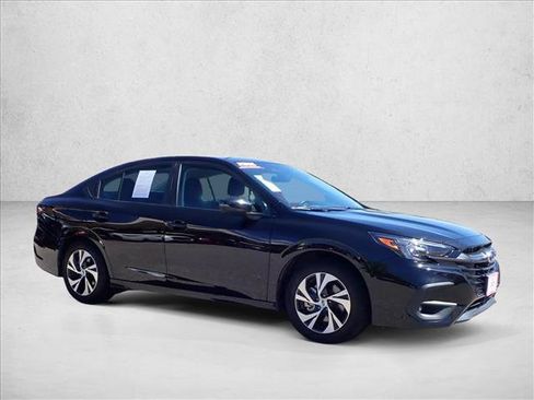 Used 2025 Subaru Legacy Premium AWD/4WD image 6