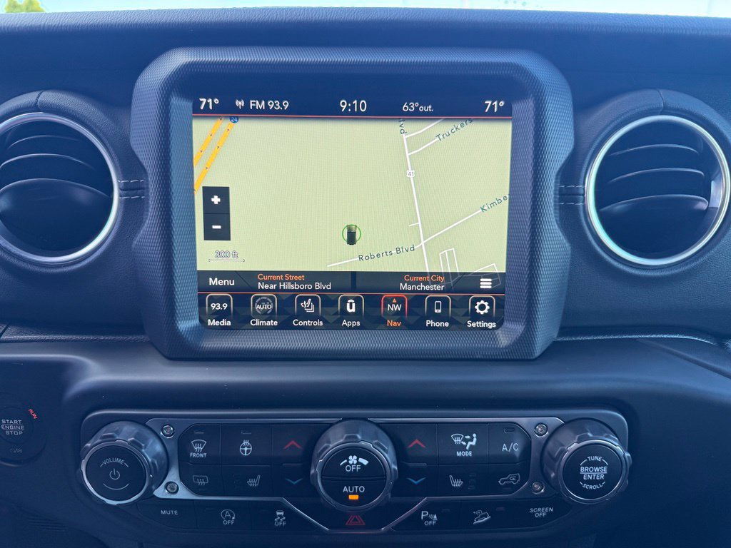 Used 2020 Jeep Wrangler Unlimited Sahara AWD/4WD image 28