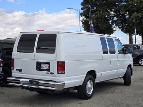 Used 2012 Ford E-250 and Econoline 250 Extended w/ Commercial Cargo Van Pkg image 4