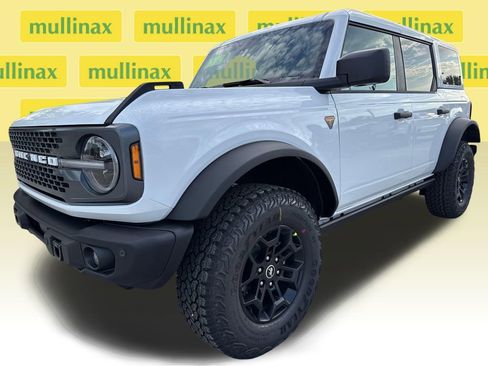 New 2026 Ford Bronco Badlands AWD/4WD image 17