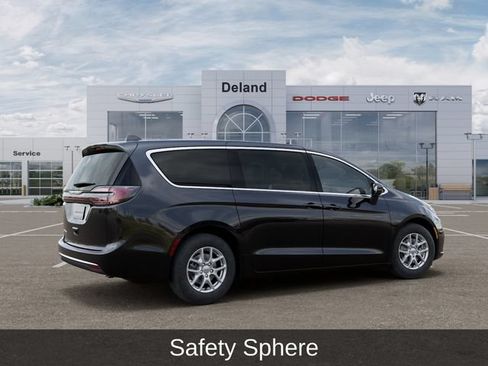 New 2026 Chrysler Pacifica Select FWD image 4