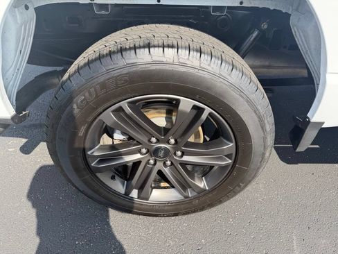 Used 2022 Ford F150 XLT w/ Equipment Group 302A High AWD/4WD image 22