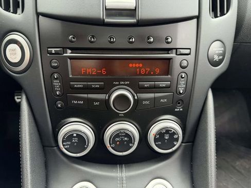 Used 2012 Nissan 370Z Touring w/ Sport Pkg RWD image 23