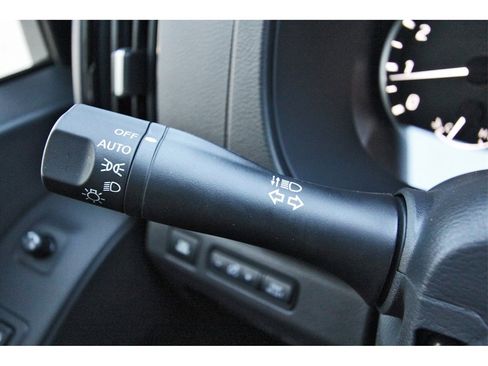 New 2026 Nissan Frontier SV image 17