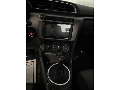 Used 2016 Scion tC 10 Series image 25