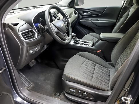 Used 2023 Chevrolet Equinox LT AWD/4WD image 9
