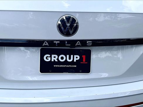 Used 2023 Volkswagen Atlas SEL R-Line AWD/4WD image 33