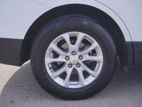 Used 2021 Chevrolet Equinox LT image 12