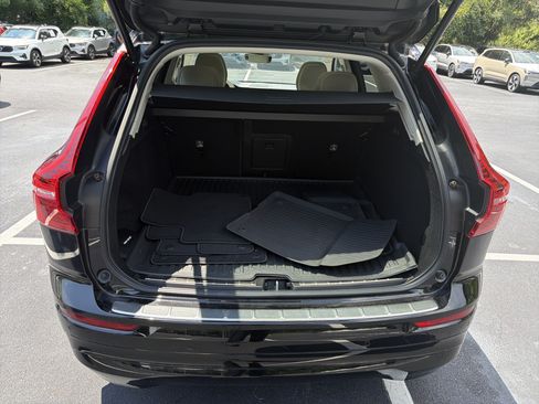 Certified 2023 Volvo XC60 B5 Core w/ Climate Package AWD/4WD image 34