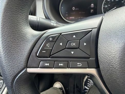 Used 2018 Nissan Kicks SV w/ Exterior Package FWD image 27