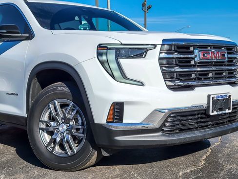 Certified 2025 GMC Acadia Elevation image 2