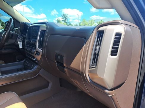 Used 2017 GMC Sierra 1500 Denali w/ Denali Ultimate Package AWD/4WD image 31