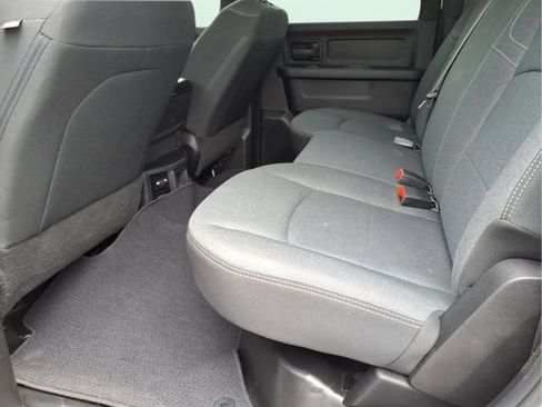 Used 2022 RAM 3500 Tradesman RWD image 16