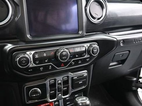 Used 2021 Jeep Wrangler Unlimited Rubicon w/ Trailer Tow Package image 22