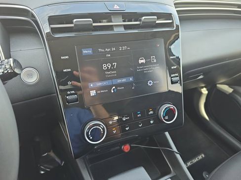 Used 2022 Hyundai Tucson SEL w/ Cargo Package image 18