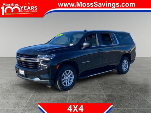 Used 2024 Chevrolet Suburban LT image 1