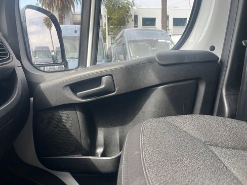 Used 2023 RAM ProMaster 2500 FWD image 17