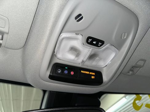 Certified 2023 Chevrolet TrailBlazer LT w/ Convenience Package image 16