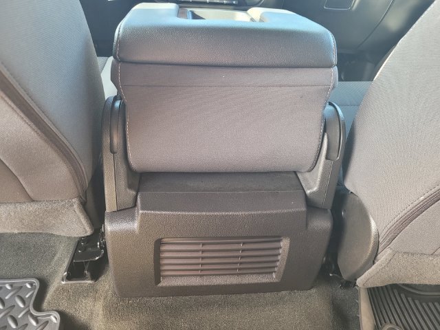 Used 2018 Chevrolet Silverado 1500 LT w/ LT Eassist Package RWD image 17