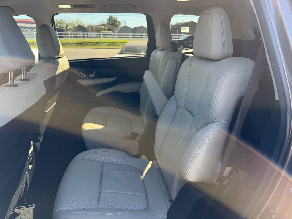 Used 2022 Subaru Ascent Limited w/ Technology Package AWD/4WD image 14