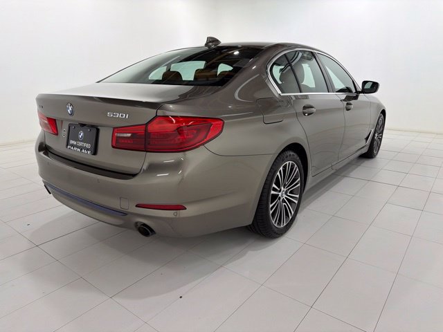 Used 2019 BMW 530i xDrive w/ Convenience Package AWD/4WD image 5