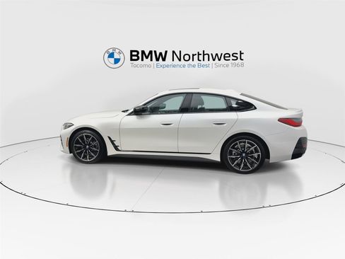 Used 2025 BMW 430i xDrive w/ M Sport Package image 11
