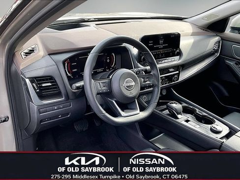 Used 2023 Nissan Rogue Platinum w/ Platinum Premium Package AWD/4WD image 17