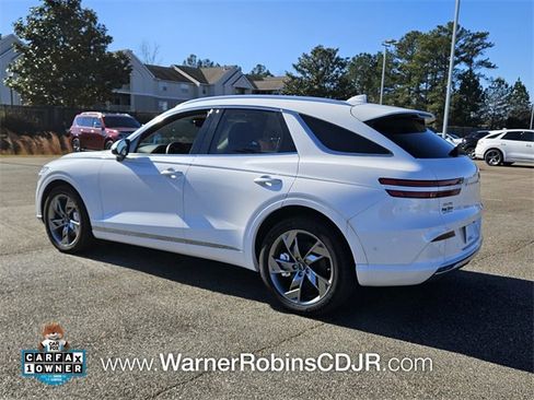 Used 2024 Genesis Electrified GV70 w/ Prestige Package image 9