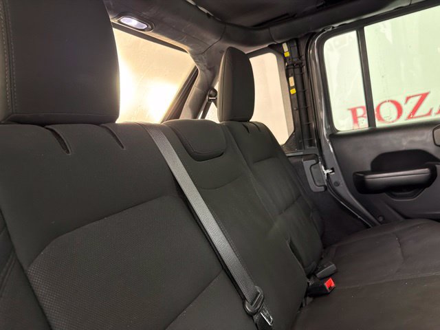 Used 2020 Jeep Wrangler Unlimited Sport S AWD/4WD image 34