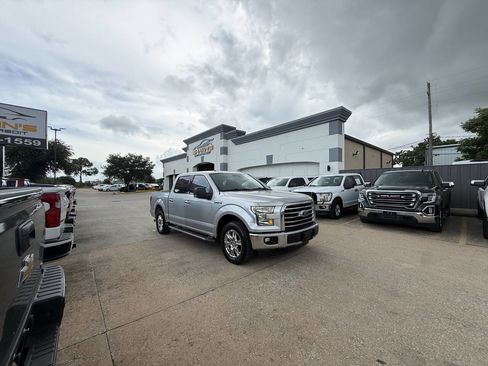 Used 2016 Ford F150 XLT w/ Equipment Group 301A Mid RWD image 44