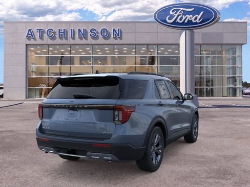 New 2026 Ford Explorer Active w/ Active Comfort Package AWD/4WD image 8