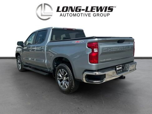 Used 2023 Chevrolet Silverado 1500 LT AWD/4WD image 4