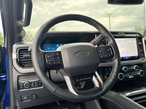 Used 2026 Ford F250 Platinum w/ FX4 Off-Road Package AWD/4WD image 11