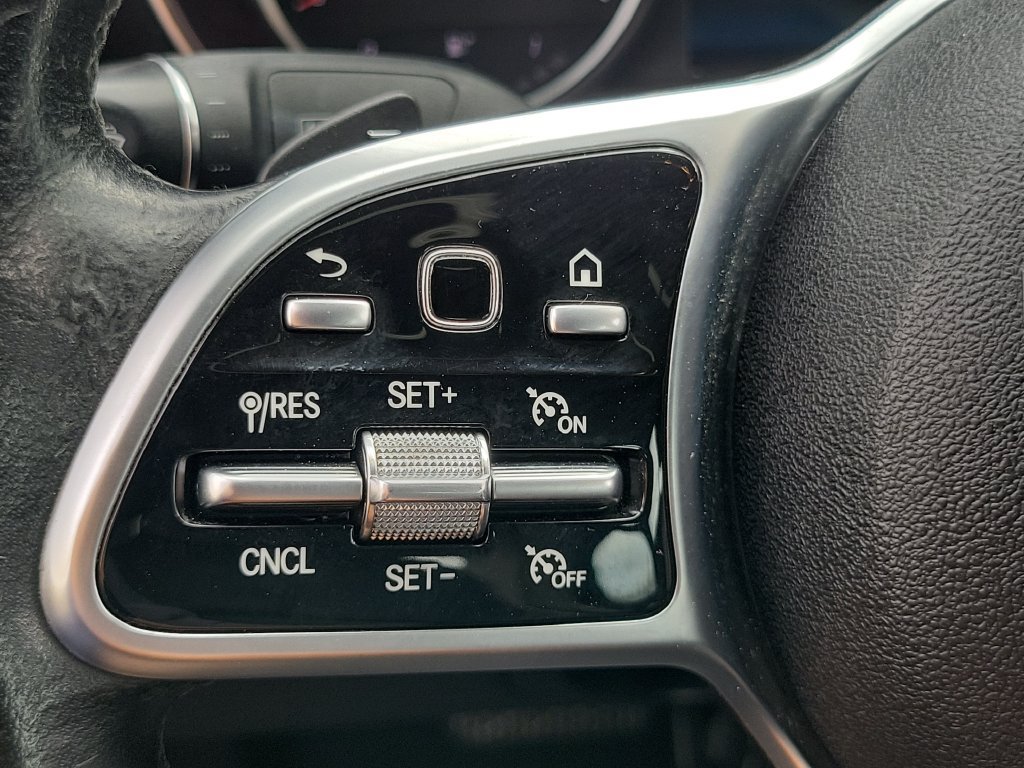 Used 2019 Mercedes-Benz C 300 Sedan image 24