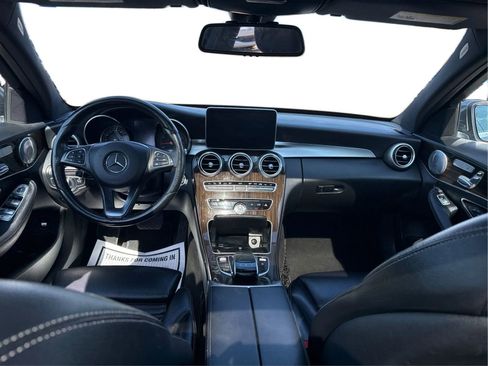 Used 2018 Mercedes-Benz C 300 4MATIC Sedan image 33