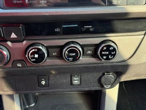 Used 2017 Toyota Tacoma TRD Off-Road w/ Tow Package image 23