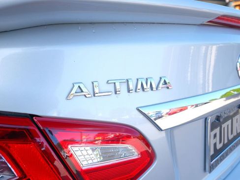 Used 2016 Nissan Altima 3.5 SL w/ 3.5 Technology Package image 52