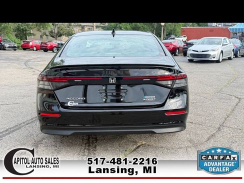 Used 2023 Honda Accord Sport image 7