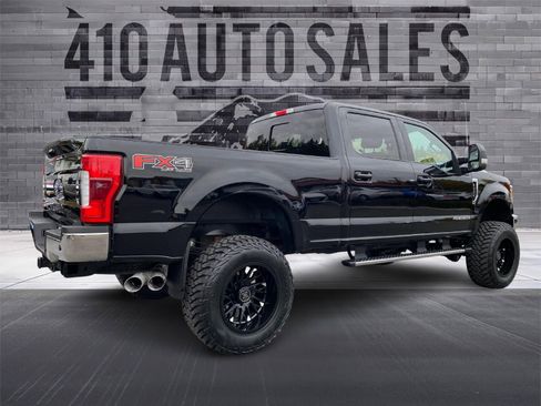 Used 2017 Ford F350 Lariat w/ Lariat Ultimate Package image 4