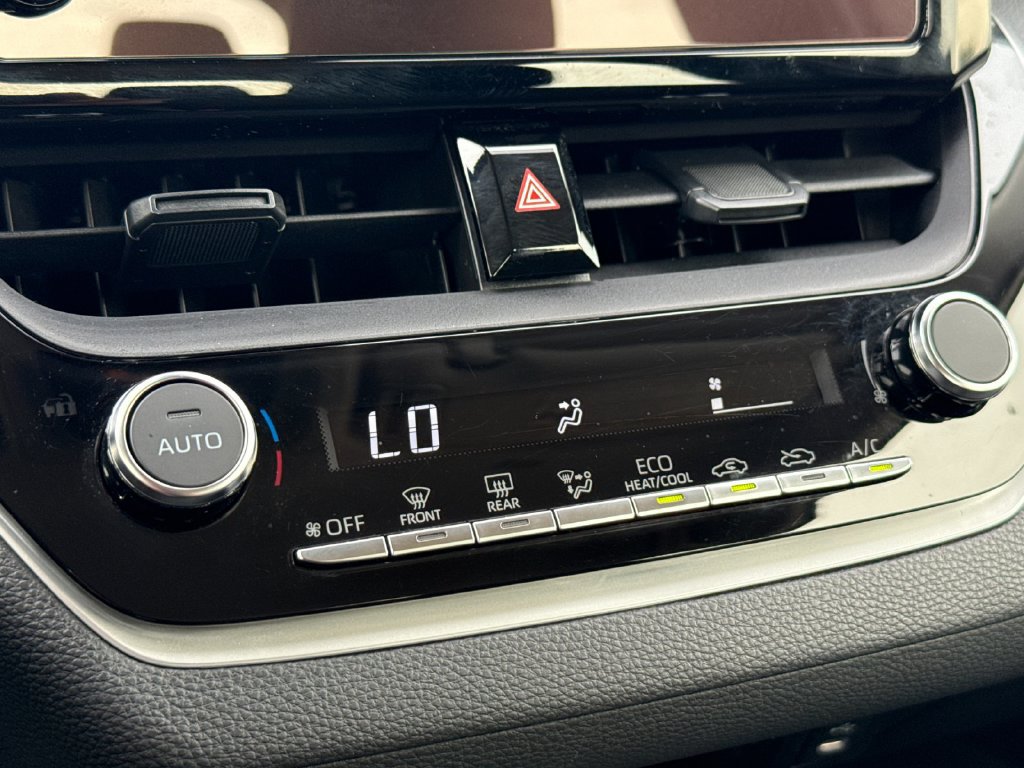 Certified 2025 Toyota Corolla LE FWD image 20