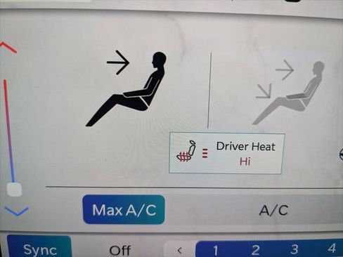 Certified 2025 Jeep Wrangler Unlimited Rubicon 4xe w/ Convenience Group image 29