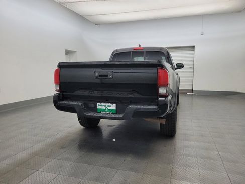 Used 2020 Toyota Tacoma SR w/ SX Package image 7