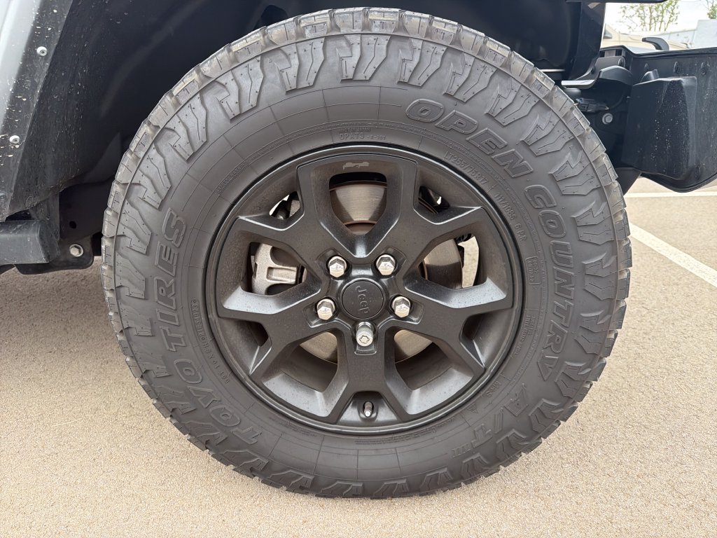 Used 2021 Jeep Wrangler Unlimited Sport AWD/4WD image 12