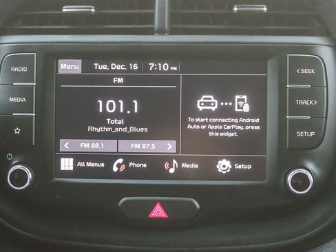 Used 2024 Kia Soul LX w/ Option Group 015 image 18