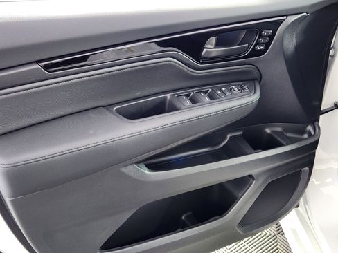 Used 2026 Honda Odyssey Touring image 17