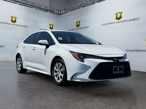 Used 2020 Toyota Corolla LE w/ Carpet Mat Package (TMS) FWD image 7